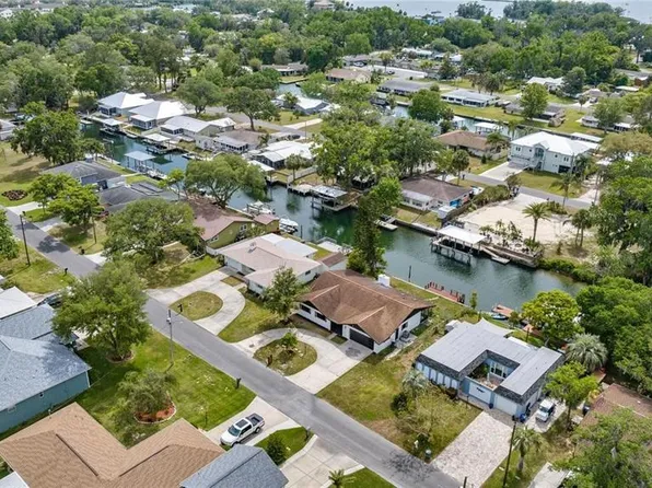 1218 SE 4th Ave, Crystal River, FL 34429