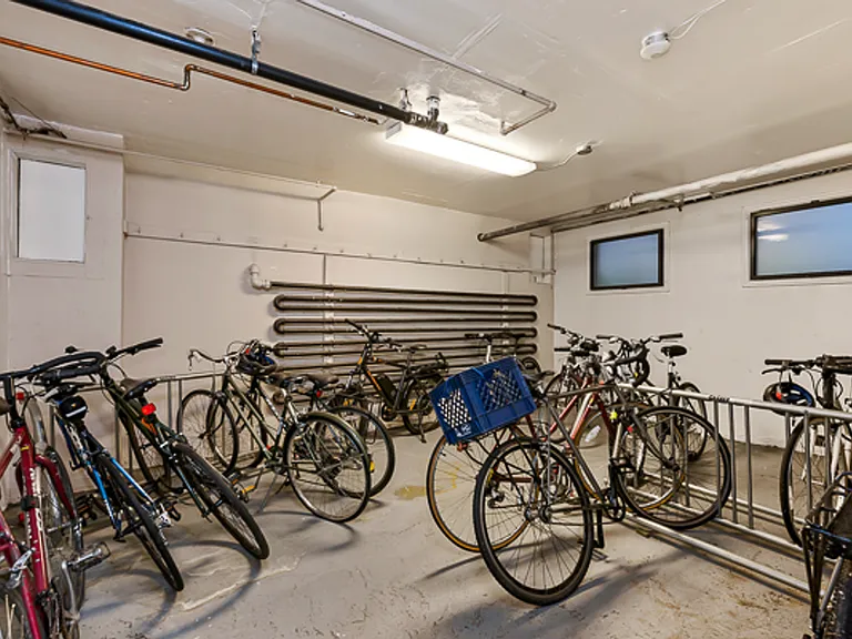Grex Apartments — Photo 6