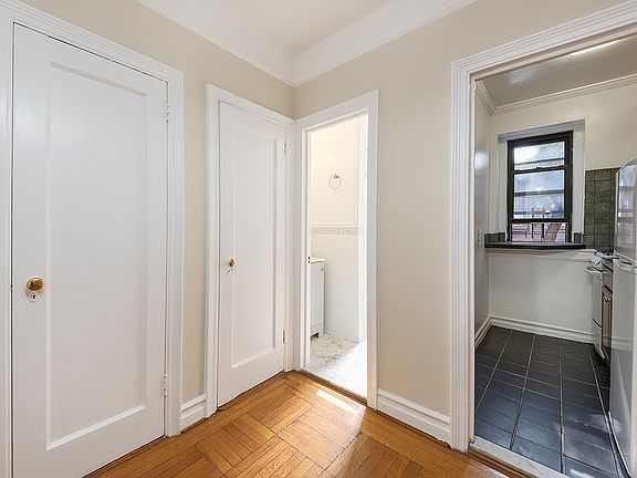 4th image of 209 W 104th St APT 2B