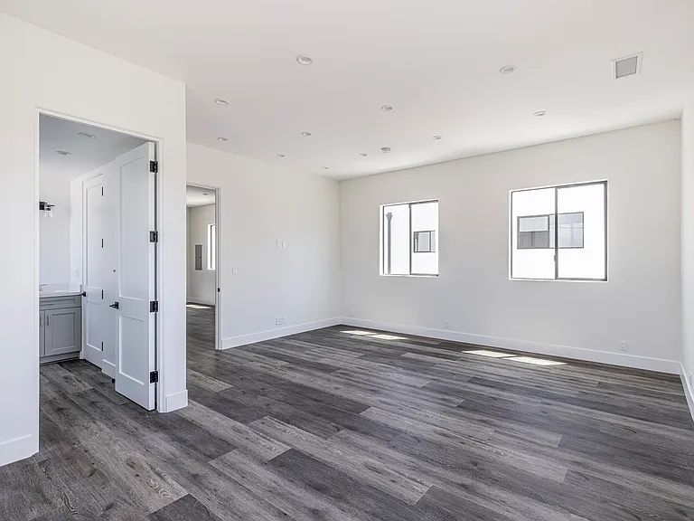 1625 Stearns Dr — Photo 13