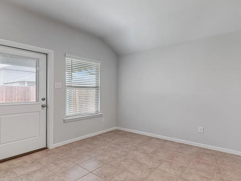 5908 Harvey Gap Ln — Photo 12