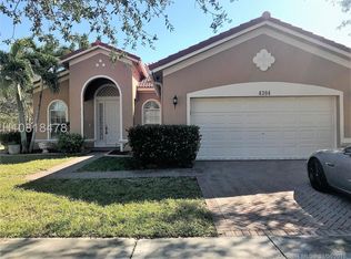 4804 E White Water Ave, Weston, FL 33332