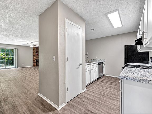 3rd image of 1658 N Boxley Ave