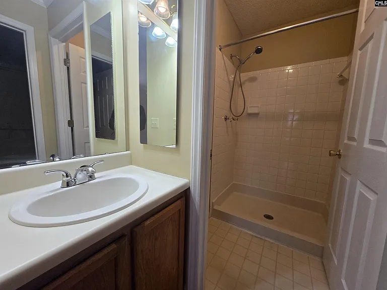 208 Sagamare Rd — Photo 14