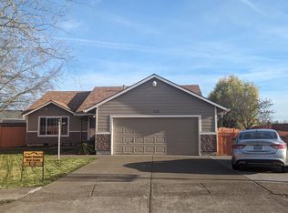 1218 S 2nd Pl, Cornelius, OR 97113