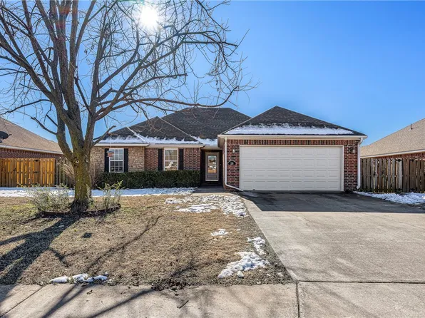 210 E Thistlewood Ave, Rogers, AR 72758