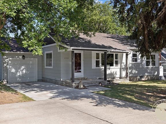 4th image of 2723 Arvin Rd