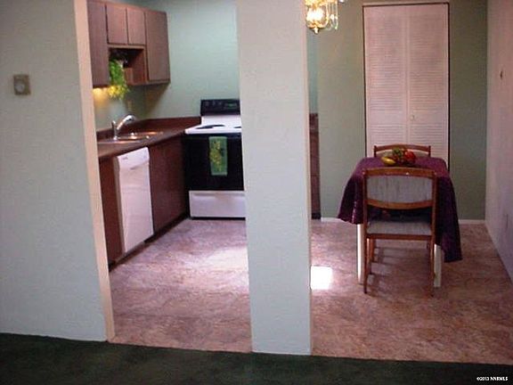 3rd image of 1049 Baywood Dr