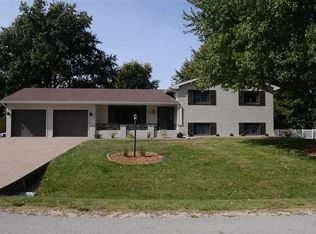 306 Pinecrest Dr, Metamora, IL