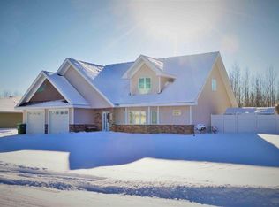 11672 River View Dr, Hibbing, MN 55746