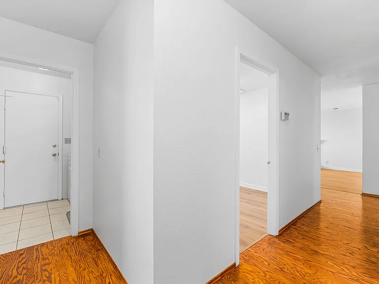 2039 Village Wood Rd — Photo 31