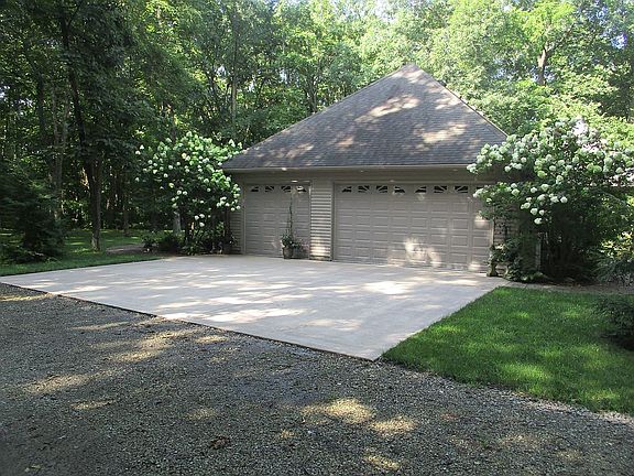 3rd image of 1392 County Highway 30