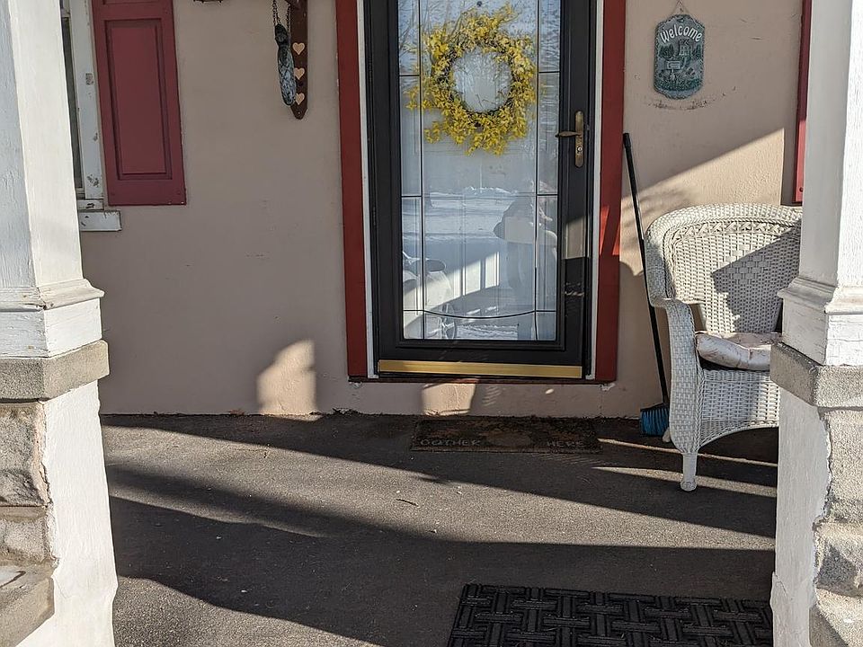 2nd image of 42 Wilson Ave