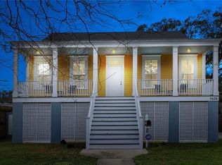 5626 Chatham Dr, New Orleans, LA 70122