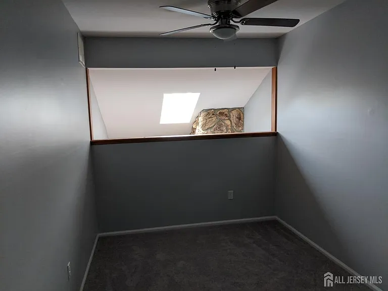 99 Brookview Cir — Photo 8