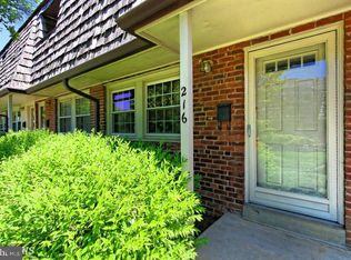 216 S Virginia Ave #80, Falls Church, VA 22046