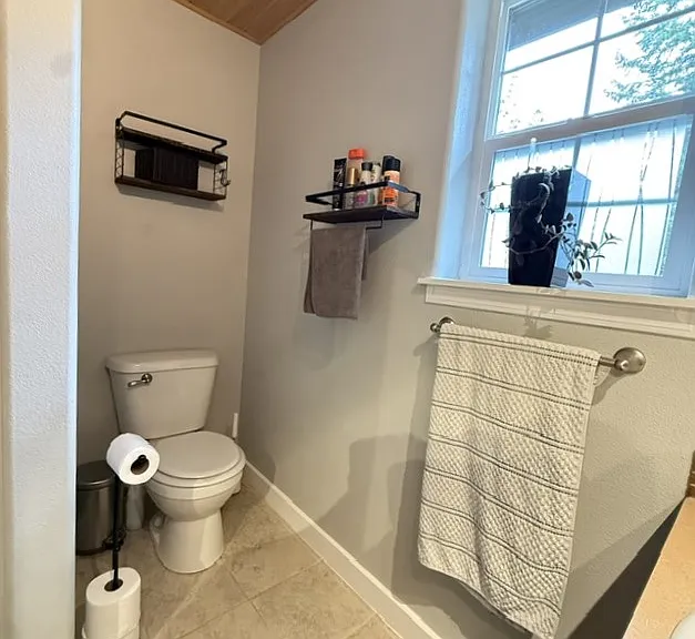 18238 Big Fir Ct SE — Photo 18