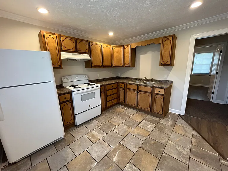 208 Prospect Ave #2 — Photo 2