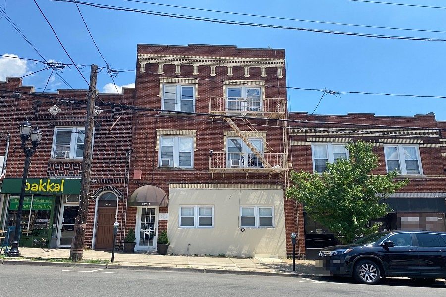 1st image of 6210 Park Ave APT 2