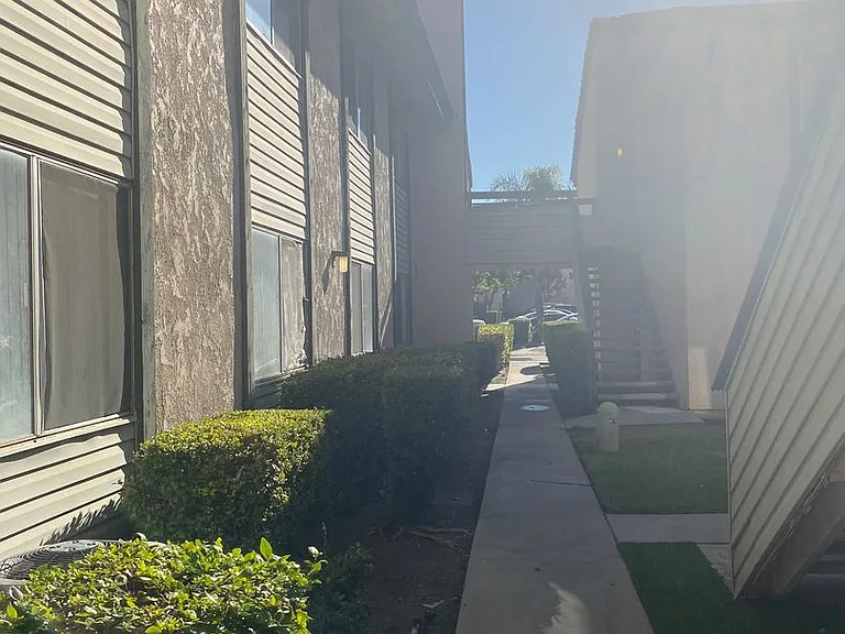 2255 Cahuilla St #75 — Photo 14