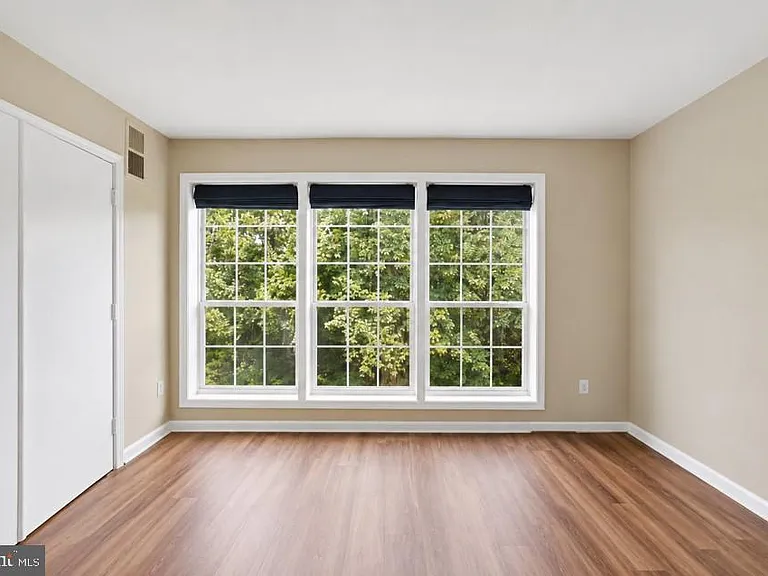 10118 Oakton Terrace Rd #10118 — Photo 9