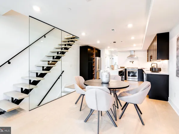 1638 Fitzwater St #Penthouse, Philadelphia, PA 19146