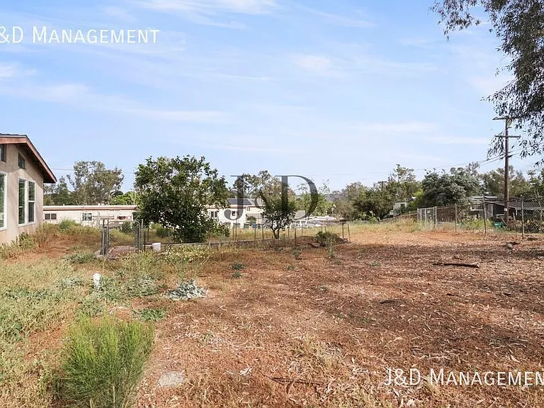 151 Bonita Pl — Photo 24
