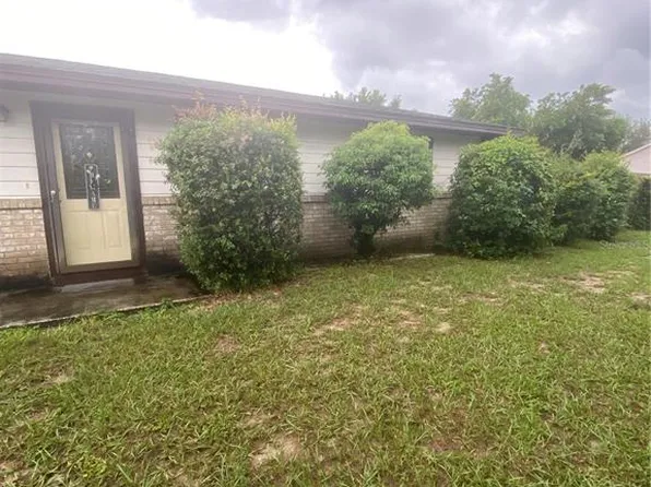 10834 Moore St, Leesburg, FL 34788