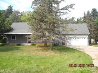 690 W Sugar Grove Rd, Scottville, MI 49454