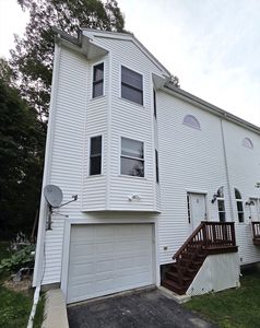 23 Fenton Dr, Worcester, MA, 01602