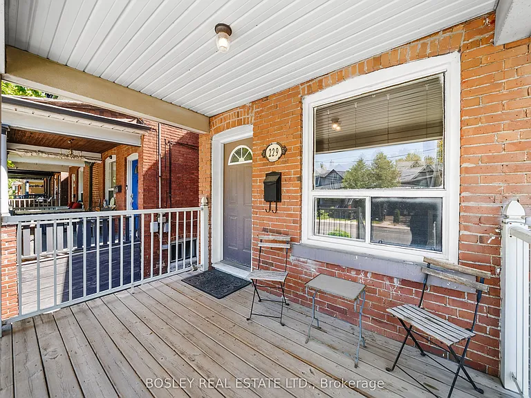 229 Woodbine Ave #MAIN — Photo 9