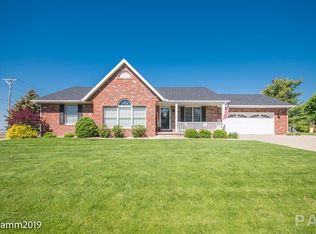 22021 Northfield Dr, Morton, IL 61550