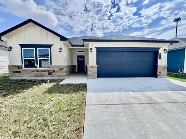 10337 Stone Creek Dr, Corpus Christi, TX 78410