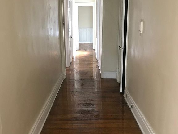 5th image of 547 Linwood Ave APT 10