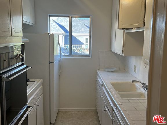 3rd image of 9204 Whitworth Dr #4