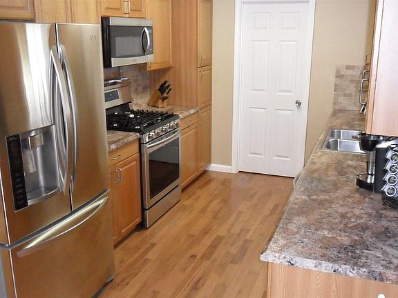 5th image of 313 Mephisto Cir