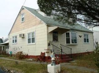 850 Linton Ave, Croydon, PA 19021