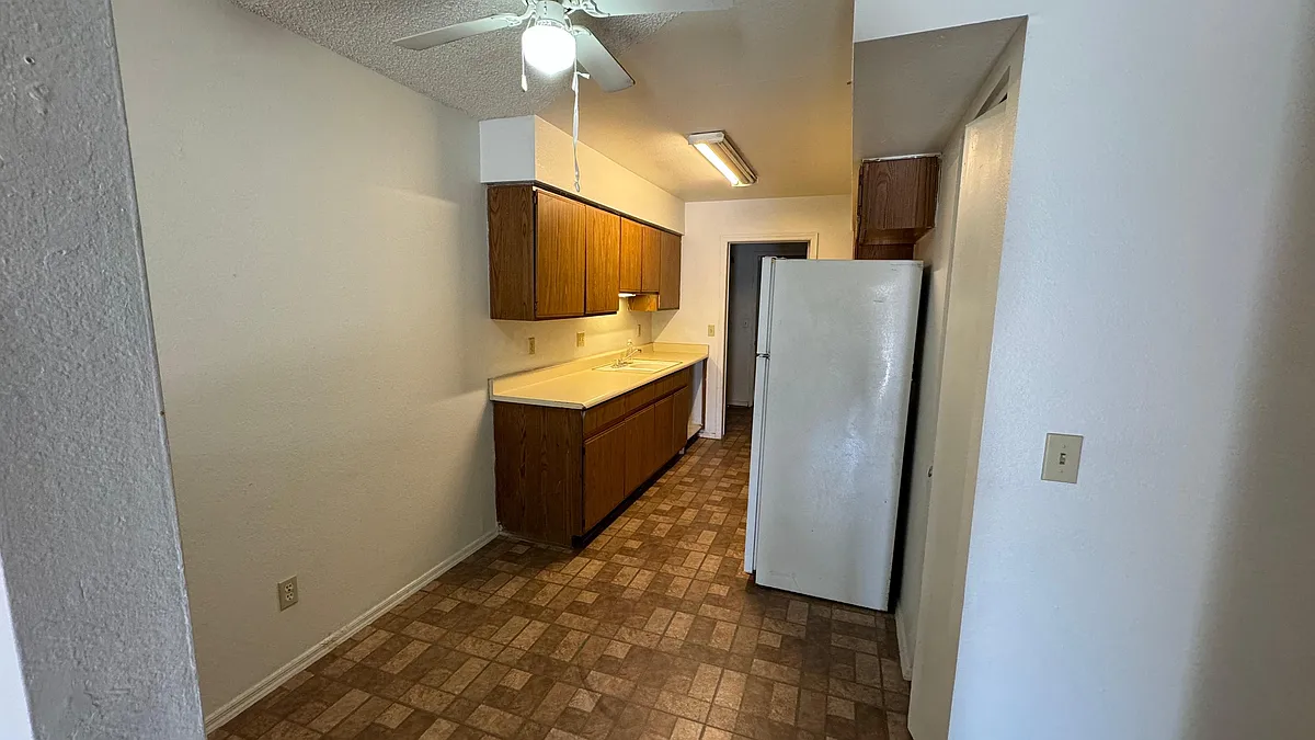 Building Photo - 2829 E Capri Cir #2