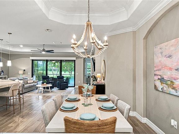 3rd image of 1869 Mustique ST