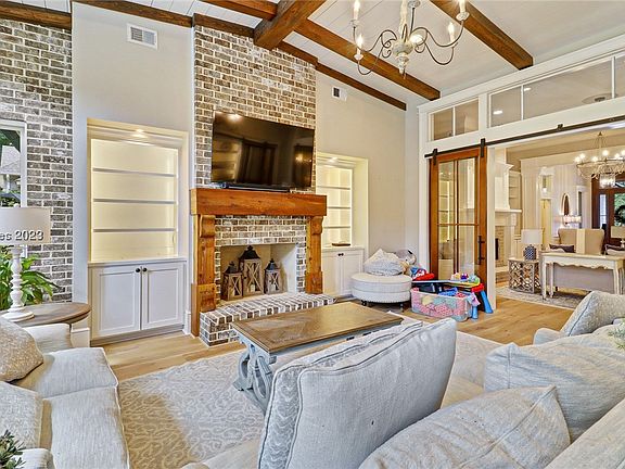 5th image of 24 Cherry Hill Lane