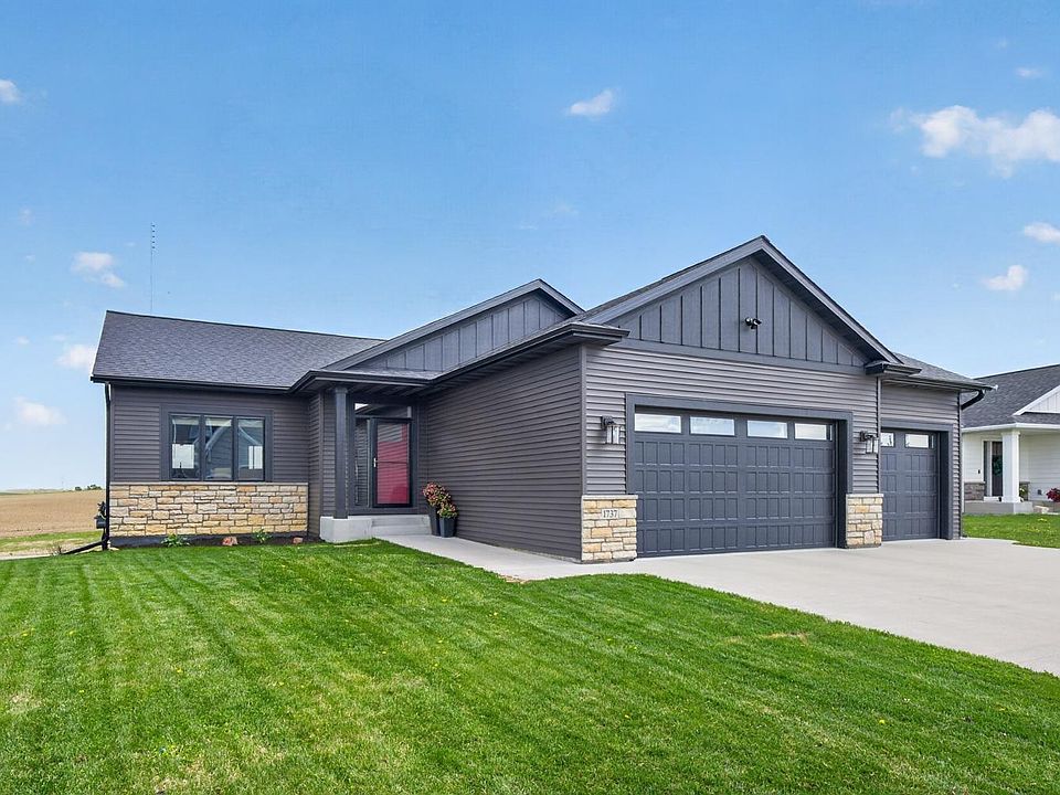 1st image of 1737 Brandt Dr NE