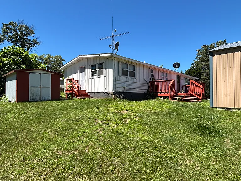 403 S Home Ave — Photo 5