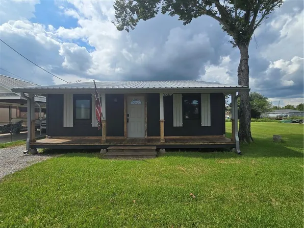 225 Cypress Dr, Des Allemands, LA 70030