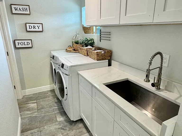 309 Madeira Ave — Photo 15