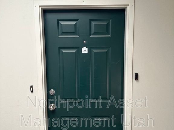 3rd image of 150 S 800 E APT A7