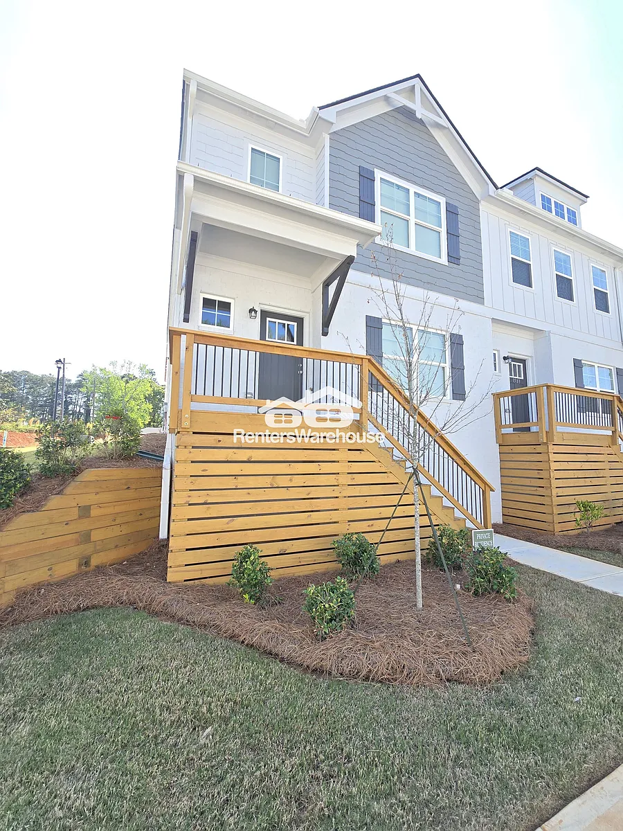 Building Photo - 1585 Salem Dr #78