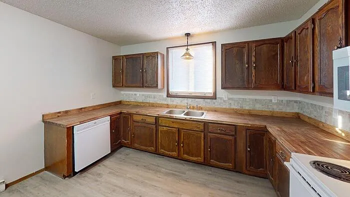 1500 1st Ave NW #2 — Photo 3