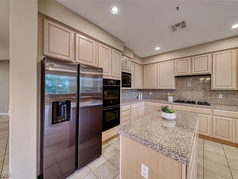2526 Peaceful Prairie Ct #0 — Photo 21