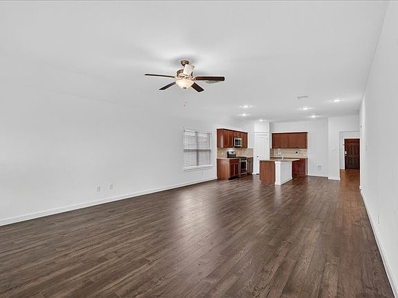 3rd image of 4218 Bullock Ln