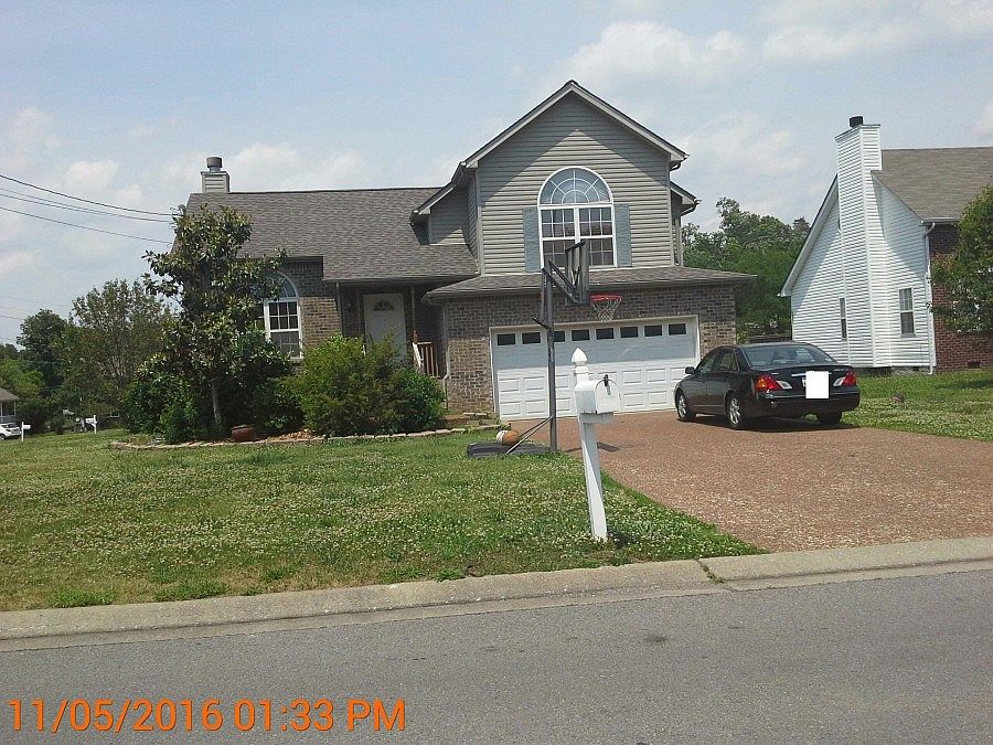 1st image of 2102 Debbie Ln